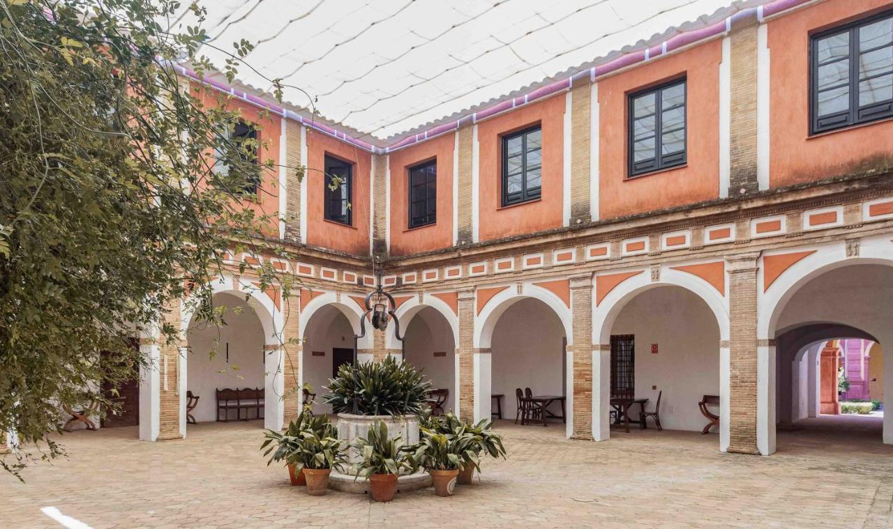 Отель Monasterio De San Francisco Пальма дел Рио Экстерьер фото